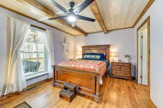 5 Mi to Blue Ridge Parkway Mountain Cabin in Cana - Fancy Gap - 1