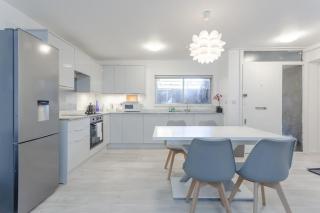 Kensington Gardens 2 bedroom flat with a balcony - Londres - 8