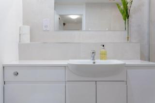 Kensington Gardens 2 bedroom flat with a balcony - Londres - 5