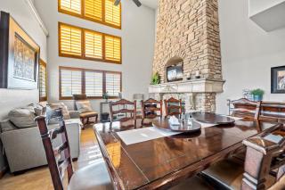 Our Mountain Chalet with Game Room and Hot Tub - Eden - 4