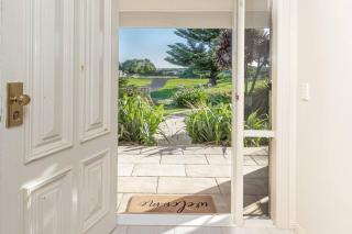 4 BR house near beach sleeps 9 - Warrnambool - 2