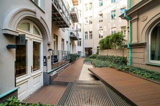 Modern Apt with portable AC and Cozy Terrace - Praag - 9