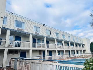 Quality Inn - Newark - 1