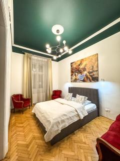 Opera Family Apartment - 0