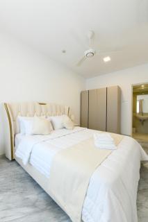 Urban 3 bed Luxury Apartment with Swimming Pool and Gym in Colombo -Sri Jayawardenapura - Sri Jayewardenepura Kotte - 3