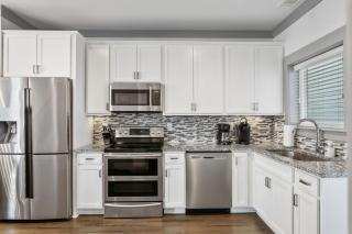 Luxury 4 Bedroom Home, Heart of the Entertainment - Nashville - 4