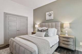Luxury 4 Bedroom Home, Heart of the Entertainment - Nashville - 3