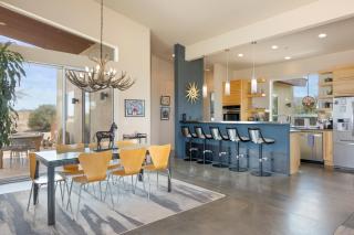Jackalope Junction-Pool, Hot Tub, Fire Pit, BBQ & Desert Views! home - 3