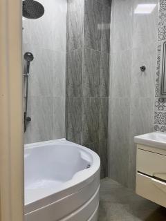 Best Ideal Apartment - Baku - 8