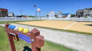 VillaZ Properties - North Topsail Beach - 4