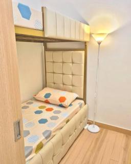 TREES RESIDENCE 2 Bedroom Fully Furnished Unit - Manila - 7