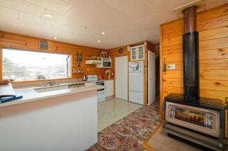 A Classic Kiwi Bach in South Bay - Kaikoura - 8