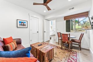 Canyons Village walk to Cabriolet Ski Lift, Gourmet Kitchen, Sleeps 7 - 1