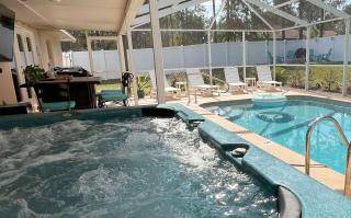 Escape to Secluded Spa with Heated Pool, Firepit and Game Room with Billiards - - 9