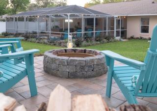 Escape to Secluded Spa with Heated Pool, Firepit and Game Room with Billiards - - 6