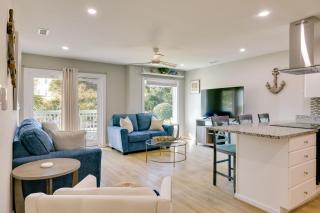 Emerald Isle Condo with Indoor Pool and Beach Access! - Emerald Isle - 7