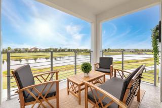 Chic 2Bed Condo at Storey Lake Mickey Room - 8