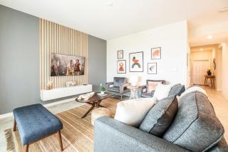 Chic 2Bed Condo at Storey Lake Mickey Room - 2