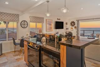 Sur La Mer, beachfront, tidal pools - San Diego - 2