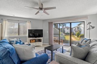 Outdoor Pool Private Patio Pet Friendly - Destin - 0