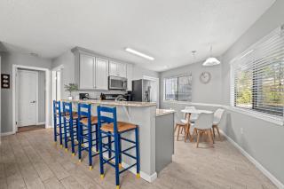 Outdoor Pool Private Patio Pet Friendly - Destin - 2