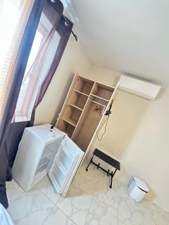 Twin Room with Private Bathroom - Room 1 - 4