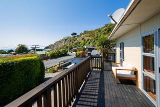 Close to the Beach with Mountain Views - 9