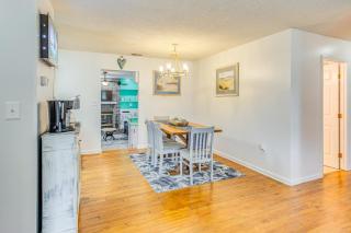 3 Mi to Ocean Home with Deck in Little River! - Little River - 5