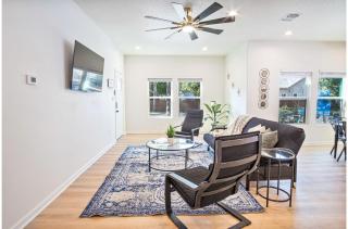 Urban Delight 4BR3BA Near City Center - San Antonio - 5