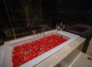 THE PREMIER PALACE HOTEL AND SPA - Phnom Penh - 5