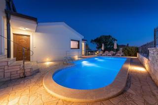 Villa Bellavista Poletti Mit Pool Und Meerblick - Višnjan - 1