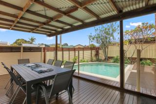 Bren Place, 6, Battery Hill - Caloundra - 9