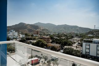Elegante Apartamento en Rodadero Sur - Santa Marta - 4