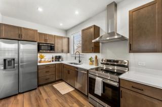 The Downtown Loft - Pet Friendly - NEW BUILD ADU - 2