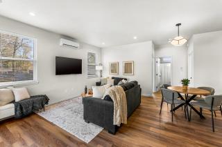 The Downtown Loft - Pet Friendly - NEW BUILD ADU - 1