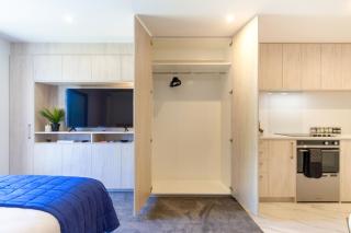 Light-Filled Studio Close to South City Mall - Christchurch - 7