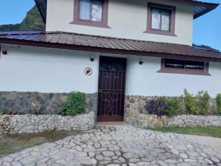 Cabaña Marys - privacidad y tranquilidad en las montañas de panamá - San Carlos - 0