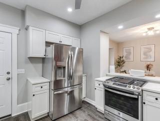 Upscale Home near Downtown Cle, R&R HoF, Beach, Arena - Cleveland - 8
