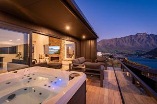 Summit Escape Hot Tub & Panoramic Beauty - Queenstown - 7