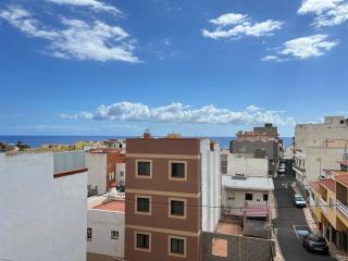 Großes Familienhaus Teneriffa, Ruhige Lage mit Traumterrasse, "Casa Brisa del mar" - La Jaca - 1