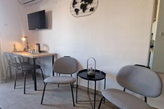 Studio C Larnaca City Center - Larnaca - 7