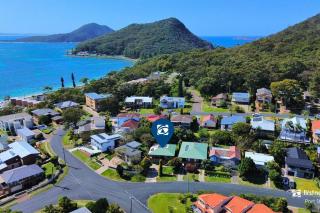 Sea Change - Shoal Bay - 0