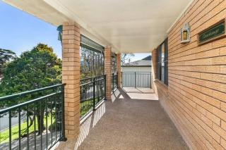 Sea Change - Shoal Bay - 3