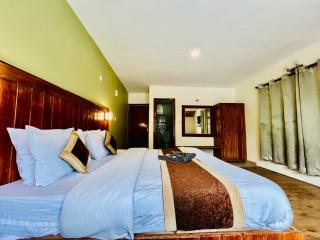 Hotel The Link Way # Mountain view # River view # Near Volvo Bus Stand # Family Hotel # Open Terrace - 6