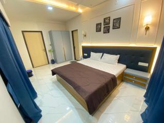 4bhk Cozy villa by heart Staycation lonavala - Lonavala - 8