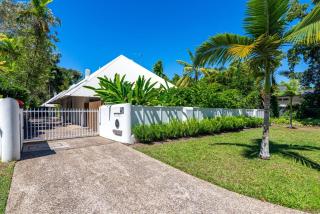 Raffles - Port Douglas - 0