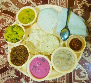 Shubhamkaroti Cottage AC Rooms - Alibaug - 8