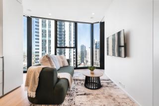 Stylish Southbank 2BR Apt with Bay Views, Pool and Gym - Melbourne - 0