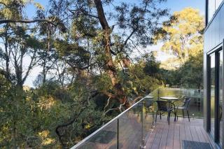TheTree House Hobart Sleeps 8-2 Bath - Taroona - 6
