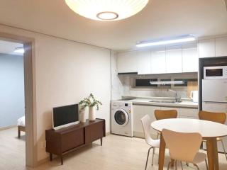 Hongdae Cozy&lovely house 2rooms - Seoul - 1